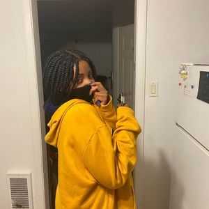 Meet your Posher, Nikka